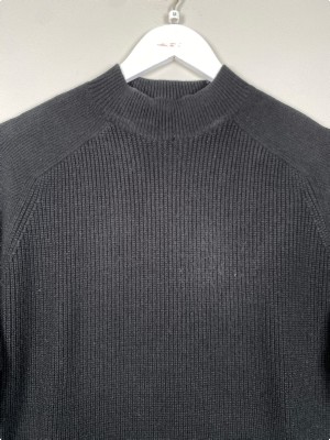 Envii str. M <br/b> sort sweater med høj krave
