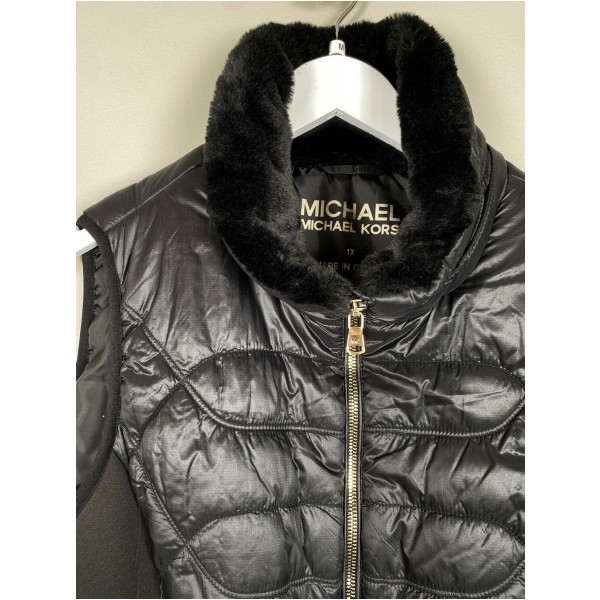 Michael Kors str. M <br/b> vest med "pels"detalje - Billede 2