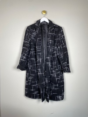 Elinette str. 42 <br/> sort frakke