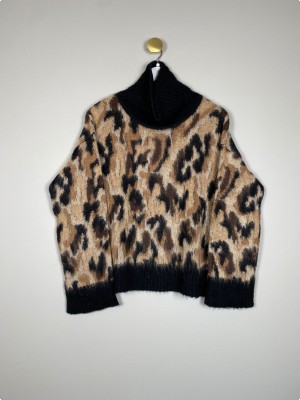 By Malene Birger str. S <br/>sort strik med leopardmønster
