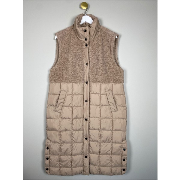 Freequent str. M <br/> beige teddyvest