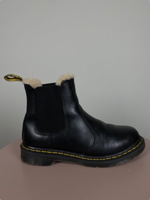Dr. Martens str. 40 <br/> sort støvlet med foer
