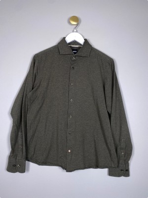 Hugo Boss str. 40 <br/> grøn skjorte