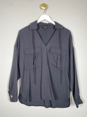 Massimo Dutti str. XS <br/>grå bluse med v-udskæring