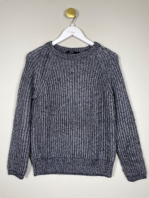 Seventy str. 40 <br/> grå strik