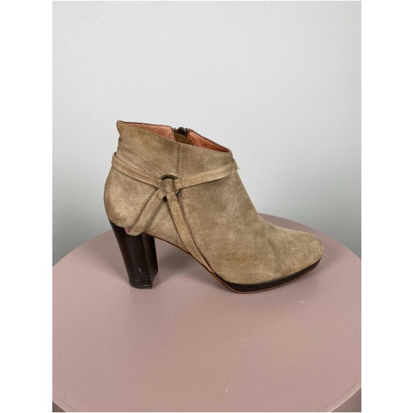 Barund CPH str. 40 <br/> beige støvletter