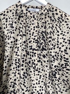 Co'Couture str. S <br/> beige bluse med sort mønster