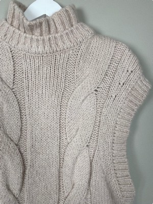 Norr str. S/M <br/> strikket vest