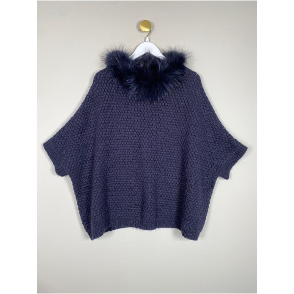 Furst str. M/L <br/> strik poncho med pels