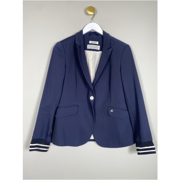 Mos Mosh str. 38 <br/> navy blazer med stribedetaljer ved ærmet