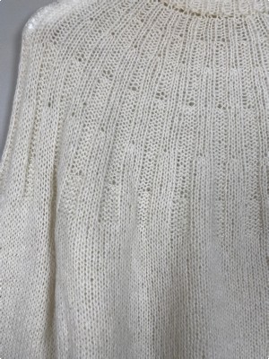 Strik str. S/M <br/> hvid sweater