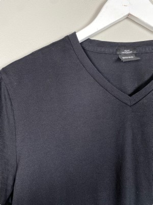 Hugo Boss str. L <br/> sort T-shirt