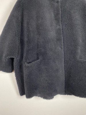 Benedikte Utzon - Adelina str. ONE SIZE <br/> vendbar rulamsfrakke