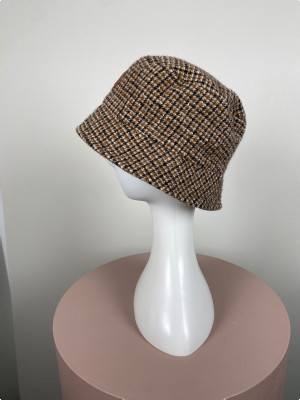 Moncler str. S <br/> tweed bøllehat