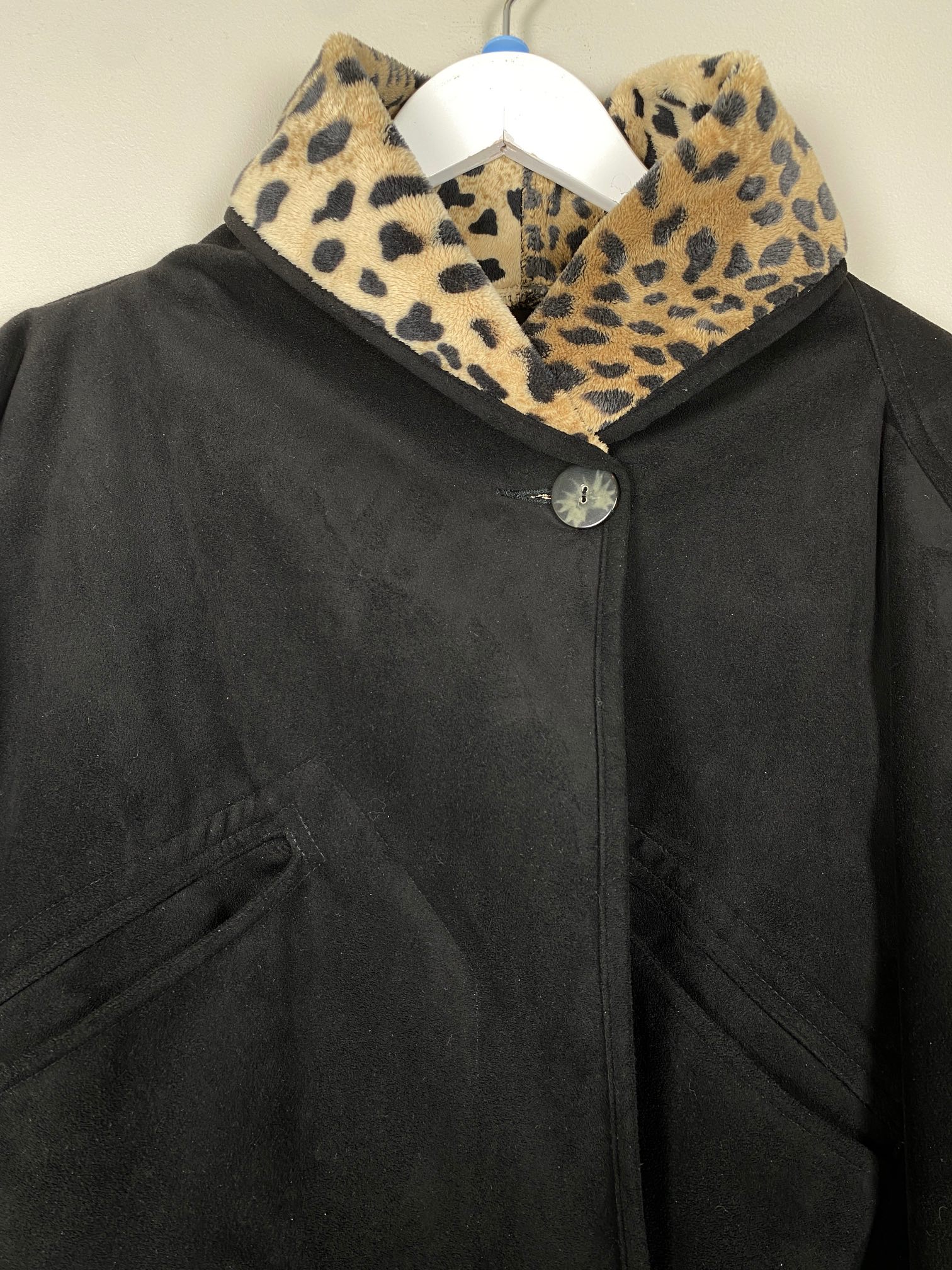 Bitte Kai Rand str. L <br/> jakke med leopardprint på krave og ærmer - Billede 2