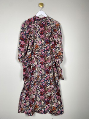 Vero Moda str. S <br/> blomster mønstret kjole