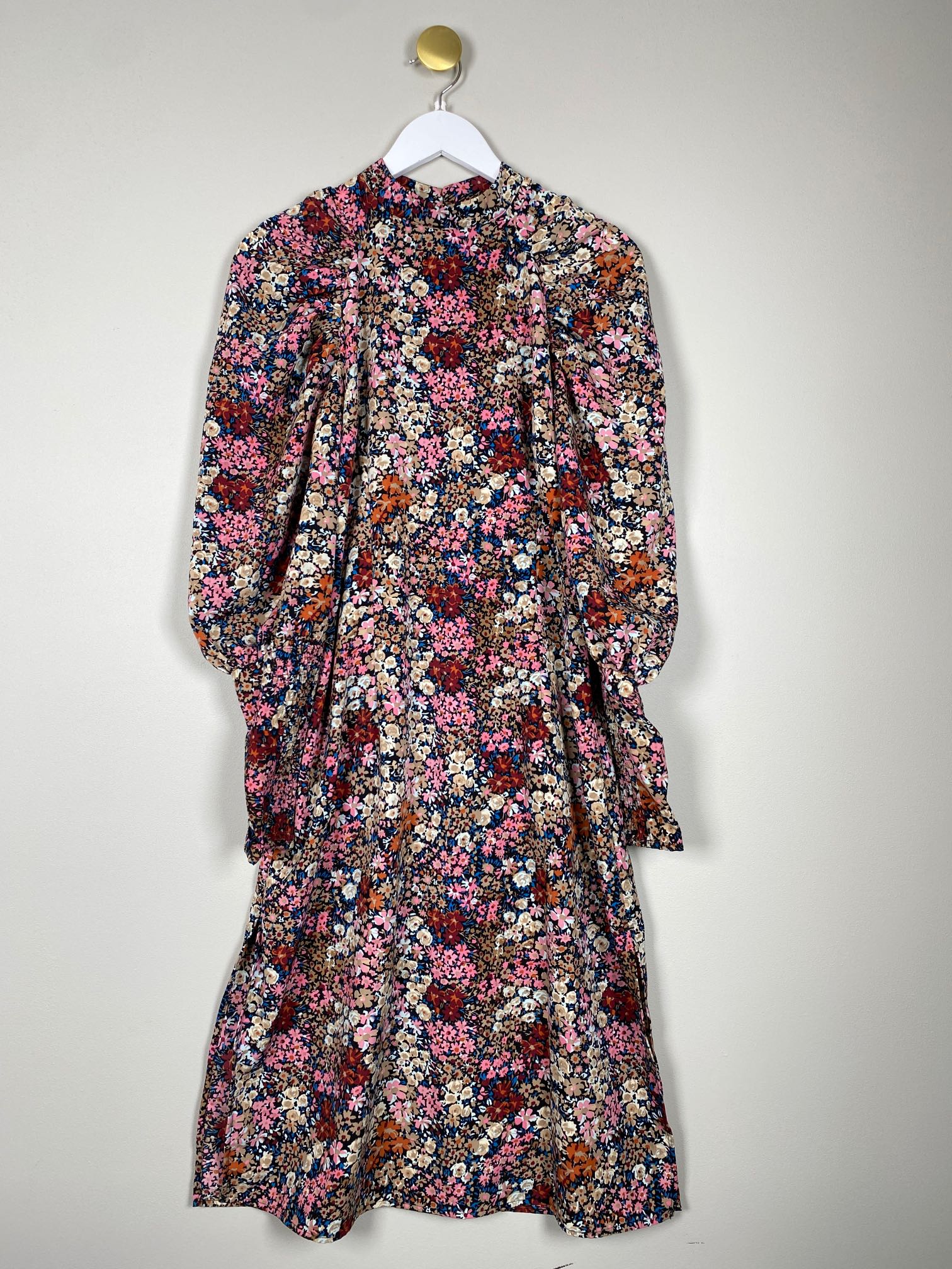 Vero Moda str. S <br/> blomster mønstret kjole