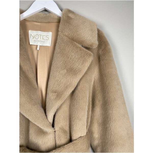 Notes du Nord str. M/L <br/> lang beige frakke - Billede 2