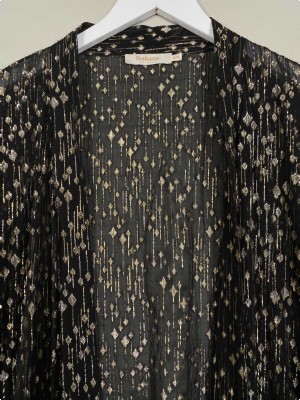Rabena str. M <br/> sort kimono med guld detaljer