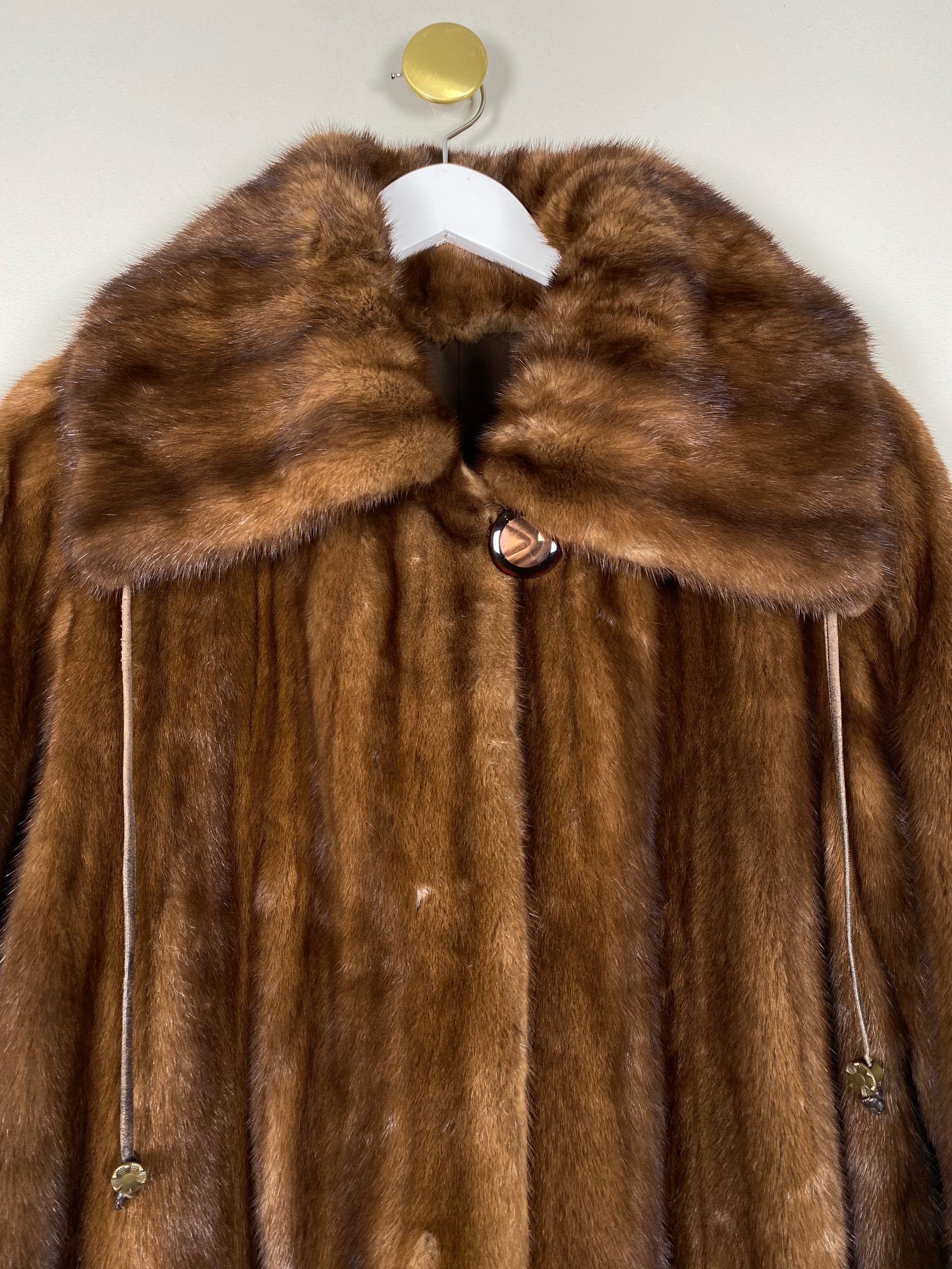 Saga Mink str. 40/42 <br/> med stor krave - Billede 2