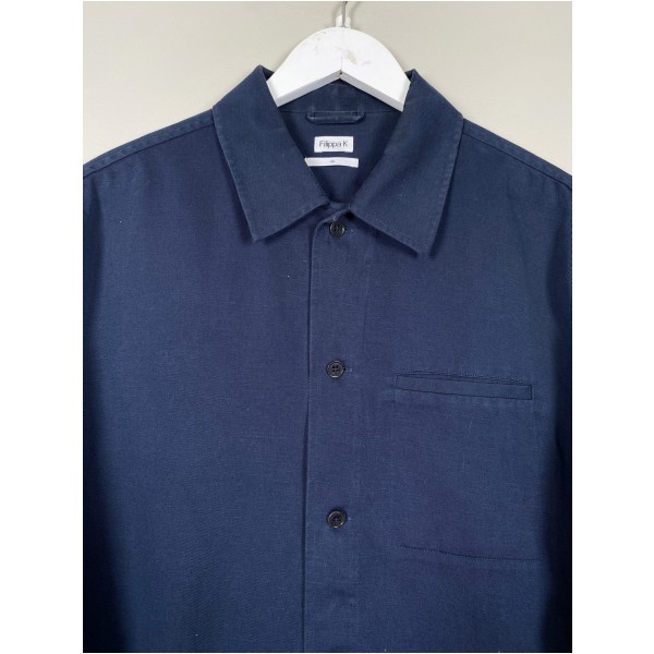 Filippa K str. 48 <br/b> mørkeblå skjorte - Billede 2