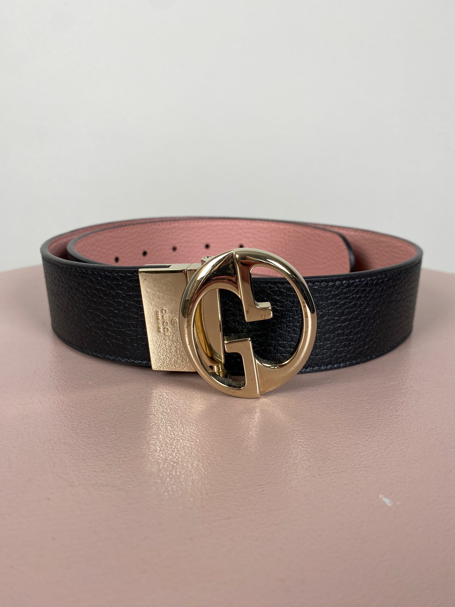 Gucci bælte I sort med guld spænde