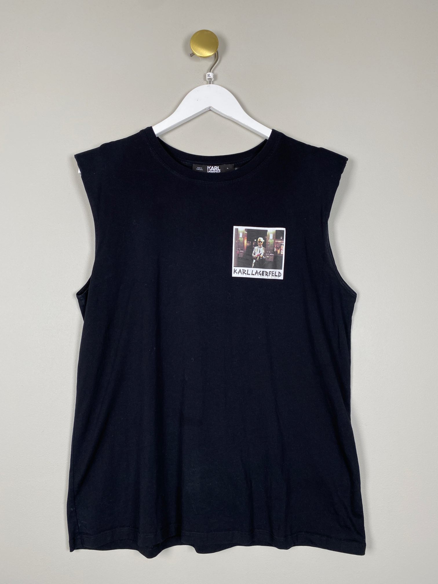 Karl Lagerfeld t-shirt med skulder puder