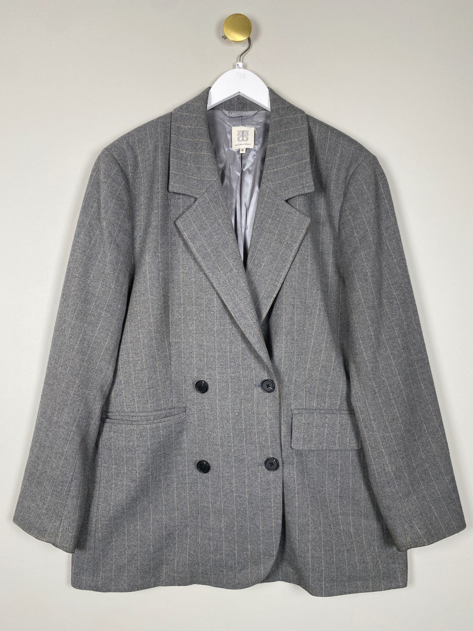 Second female nålestribet blazer str. XL