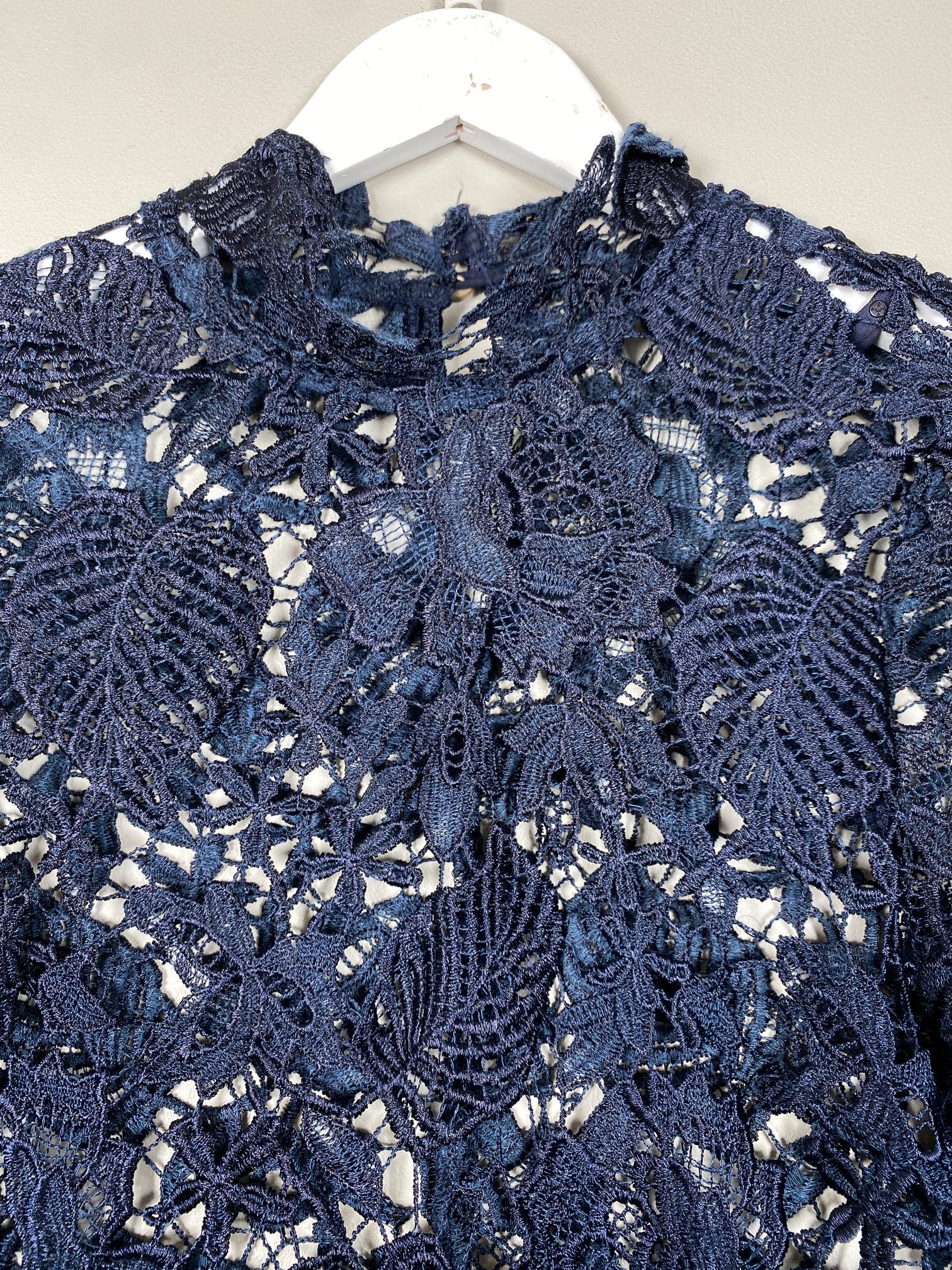 Blå blondebluse str. 36 - Billede 2