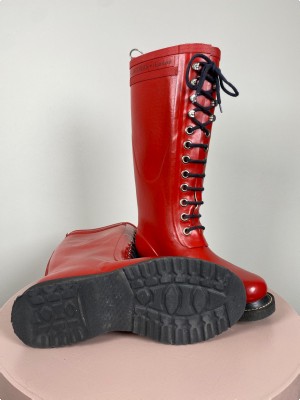 Ilse Jacobsen str. 37 <br/> røde gummistøvler