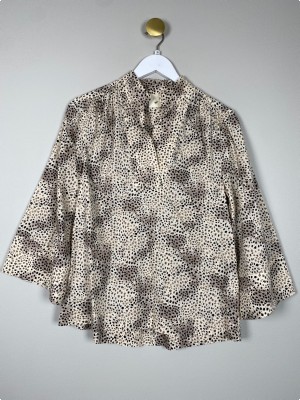 Julie Fagerholdt str. 36 <br/> bluse med skønt print