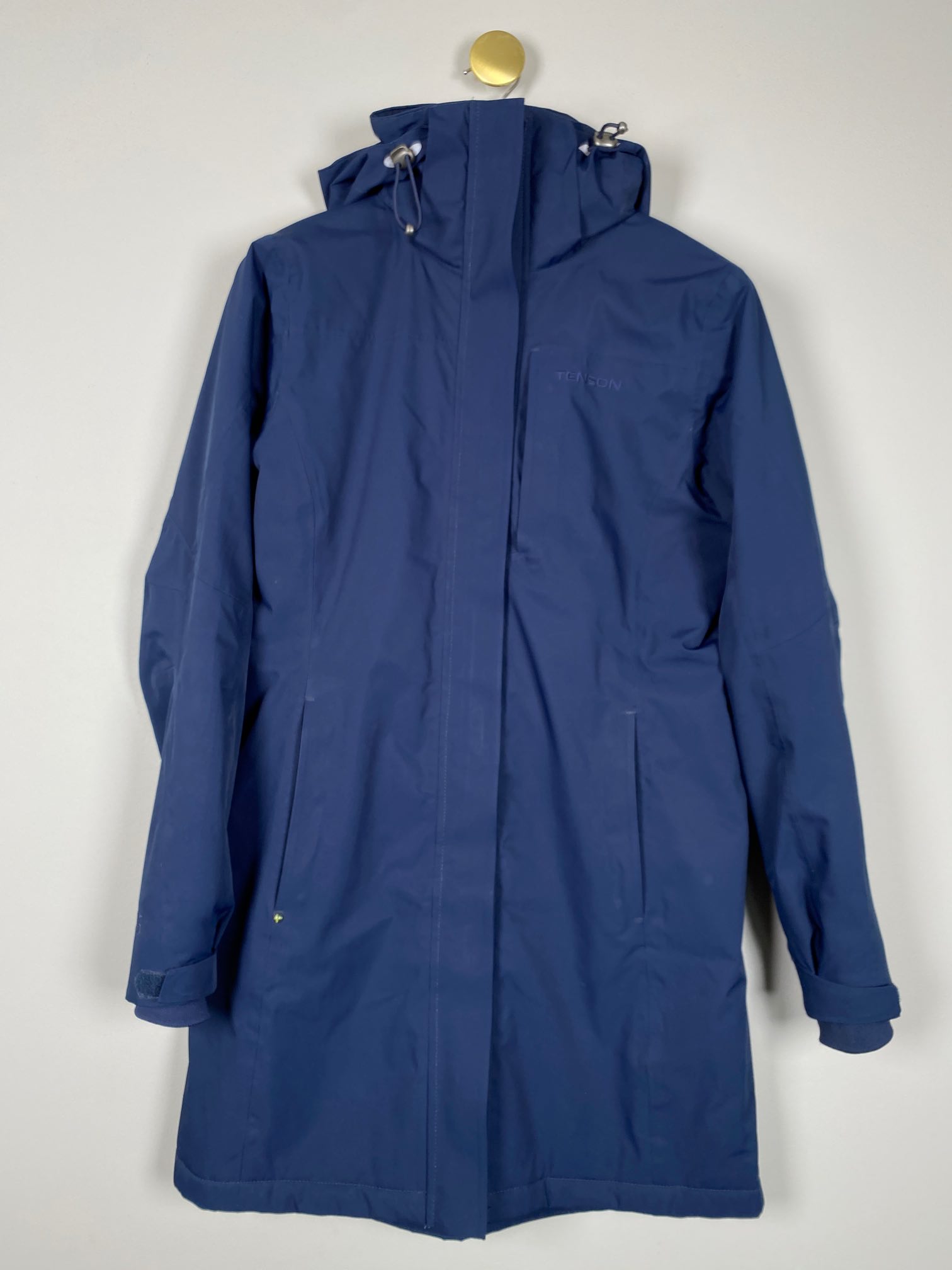 Tenson str. 36 <br/> mørkeblå, mellemlang jakke