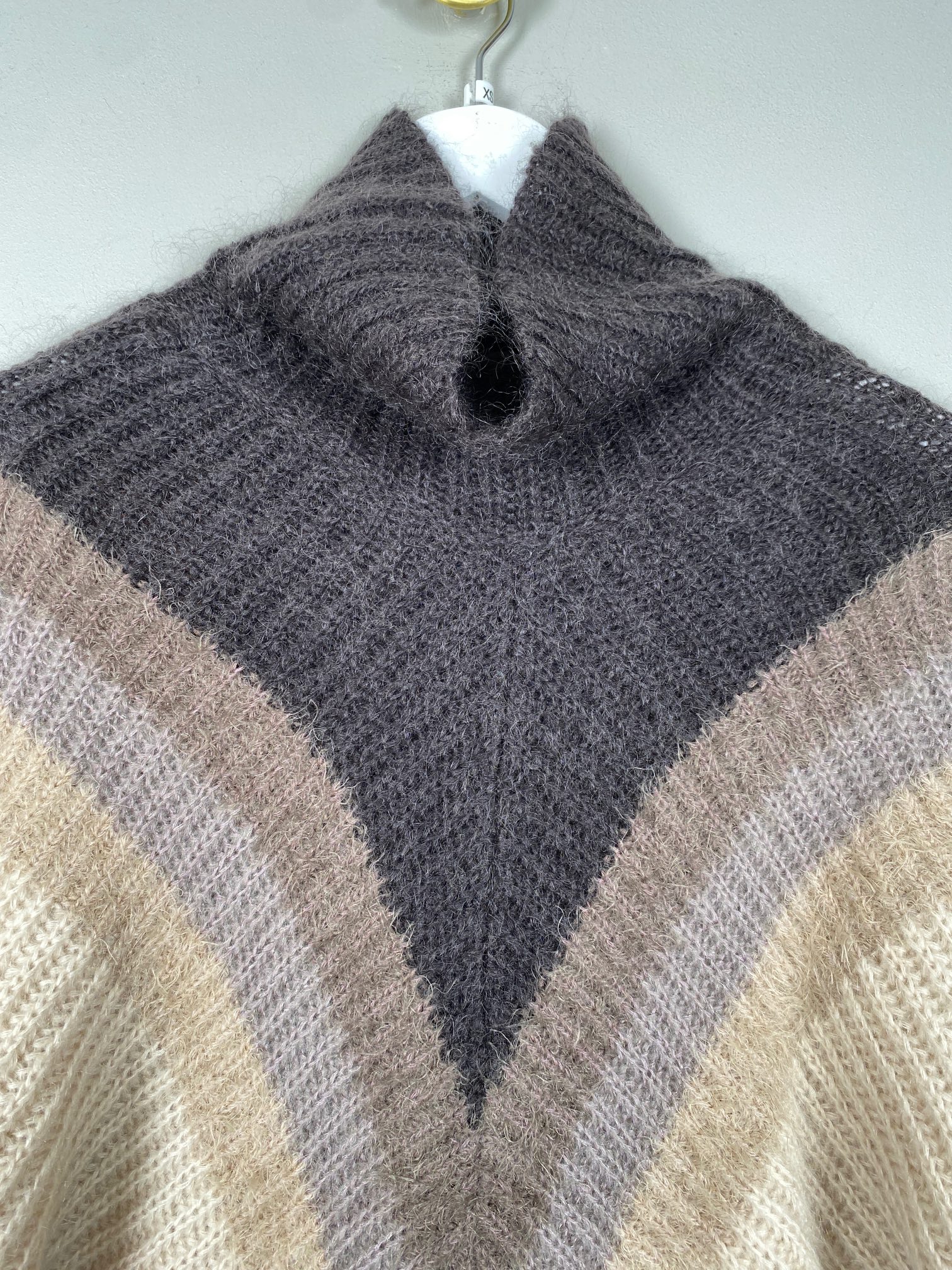 Gustav str. XS <br/> strik i brune nuancer - Billede 2