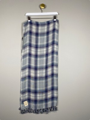 Julie Fagerholt <br/> Ternet tørklæde