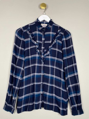 Baum und Pferdgarten str. 38 <br/> blåternet skjorte