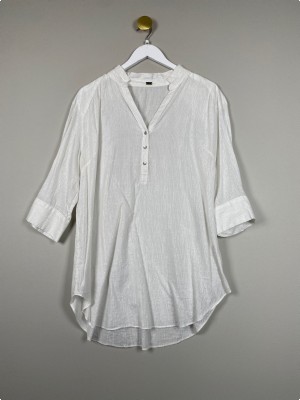Gustav str. L <br/> hvid skjortebluse med sølvstriber