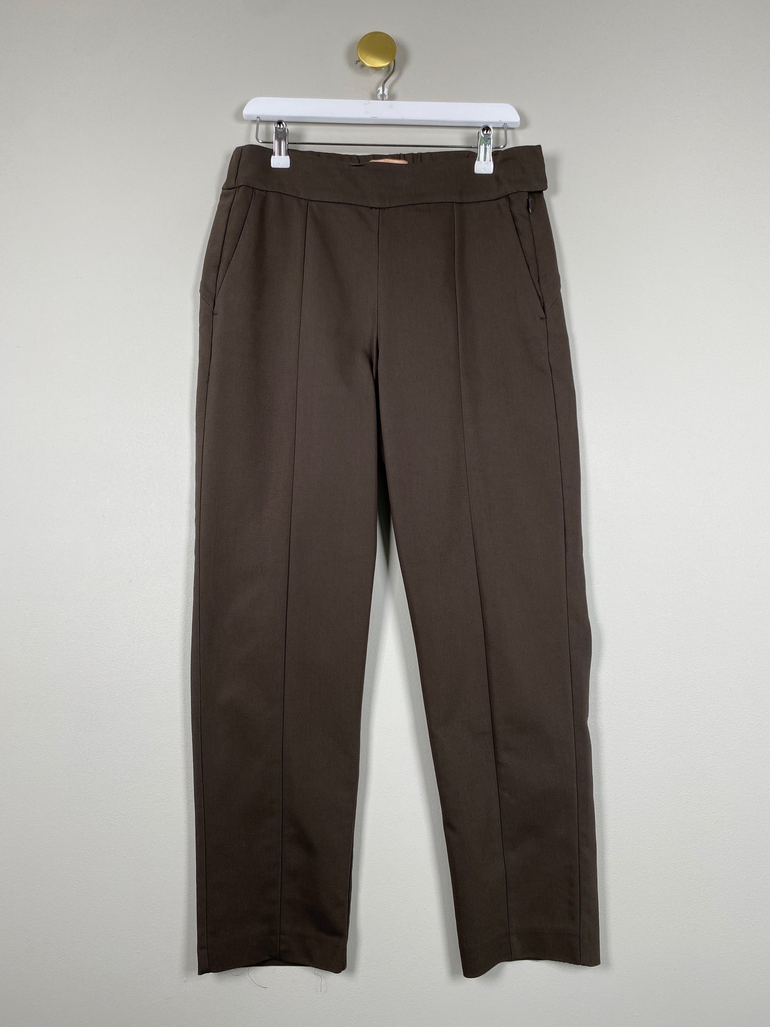 Gustav str. 38 <br/> brune bukser