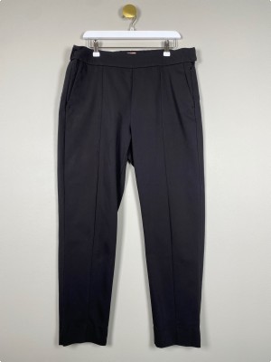 Gustav str. 44 <br/> sorte bukser