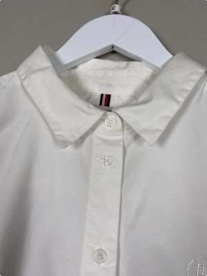 Tommy Hilfiger str. 42 <br/> hvid skjorte