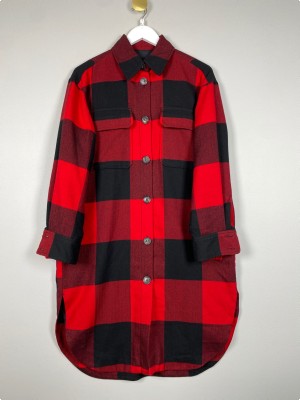 Rødternet jakke med foer str. S/M