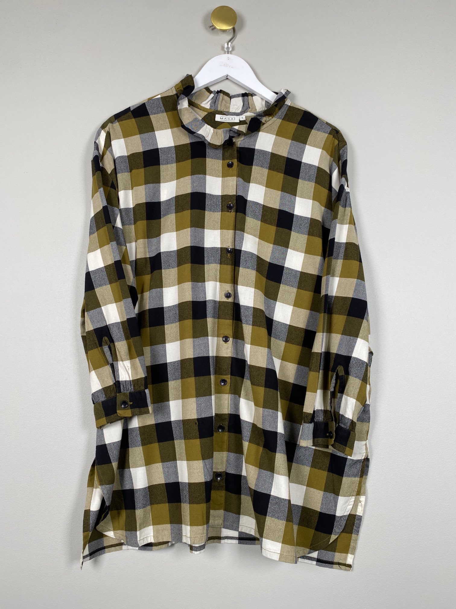 Masai str. L <br/> Olivengrøn sort offwhite ternet skjorte