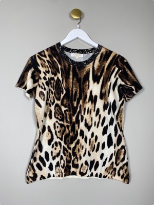 Cristina str. M/L <br/> t-shirt med leopardmønster