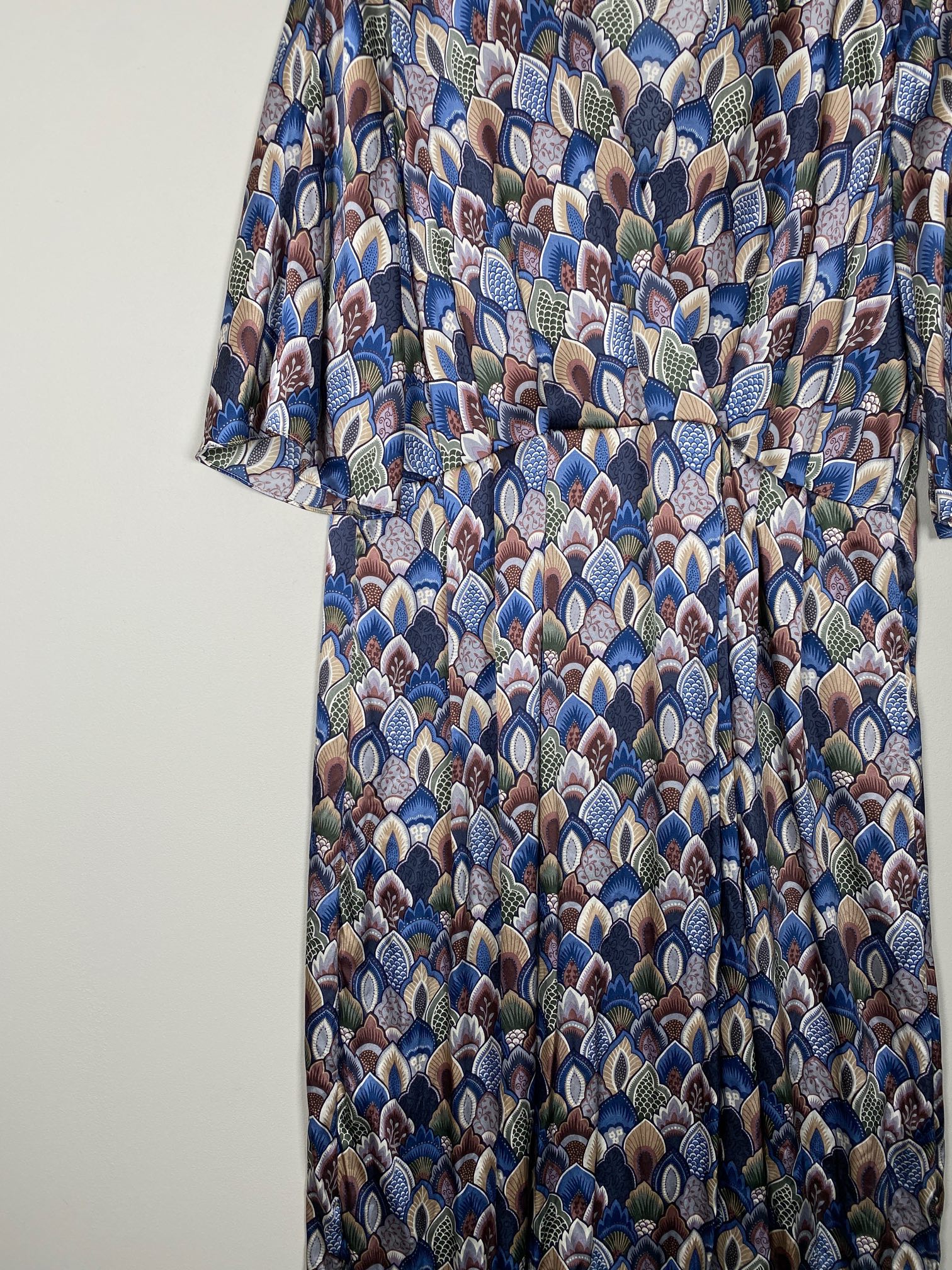 PBO str. 40 <br/> mønstret silkekjole - Billede 2
