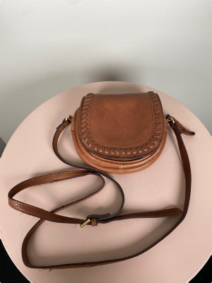Aura skuldertaske i brun