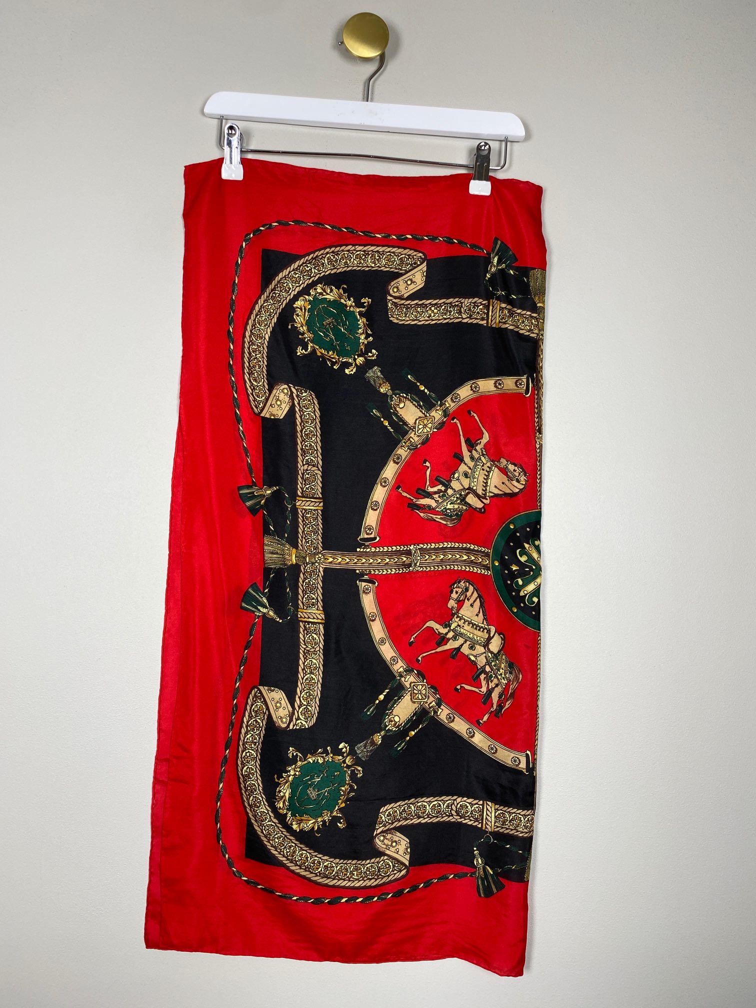 Rødt tørklæde med mønster - Billede 4