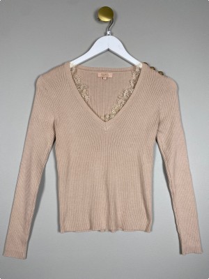 Buch CPH str. M <br/> beige bluse med knapper på den ene skulder