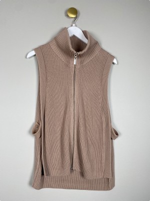 Just Female str. L <br/> brun vest med lynlås