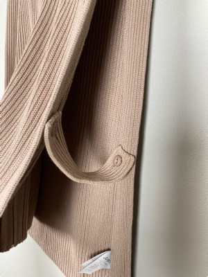 Just Female str. L <br/> brun vest med lynlås