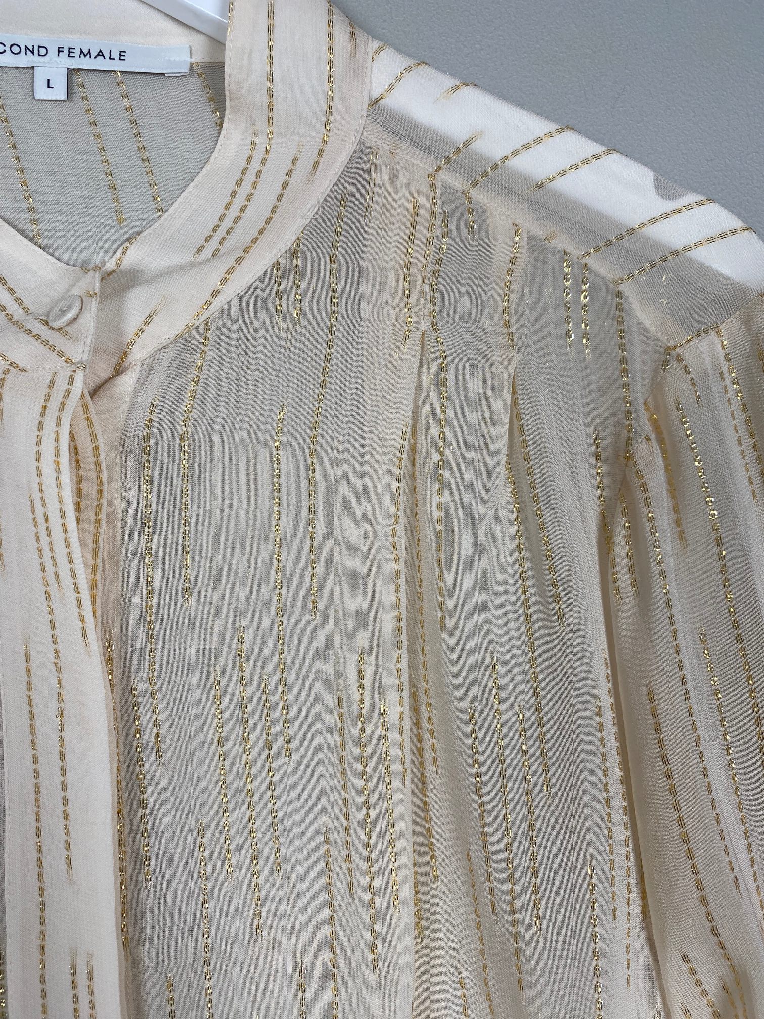 Second Female str. L <br/> beige skjorte med guldstriber - Billede 2