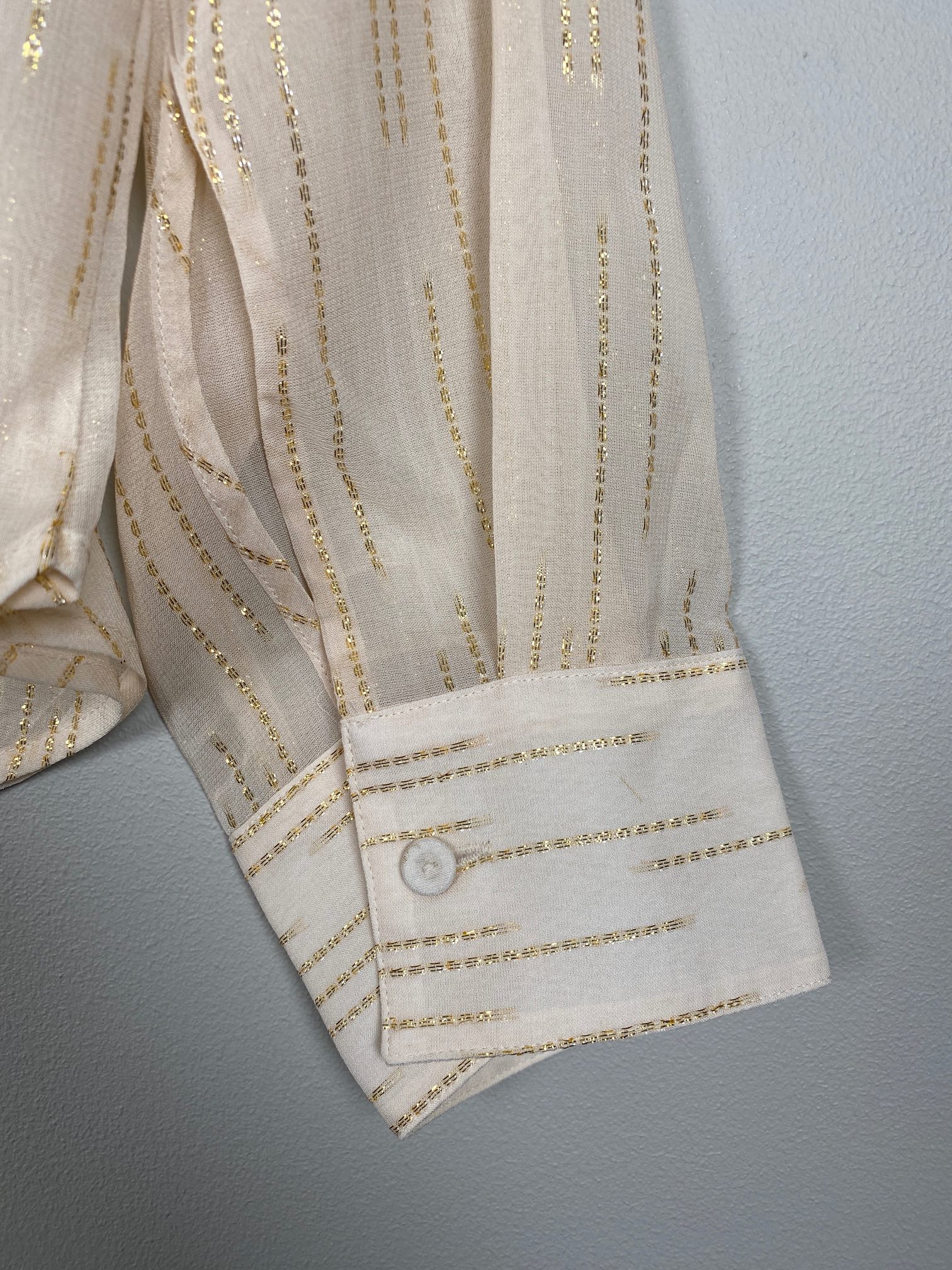 Second Female str. L <br/> beige skjorte med guldstriber - Billede 4